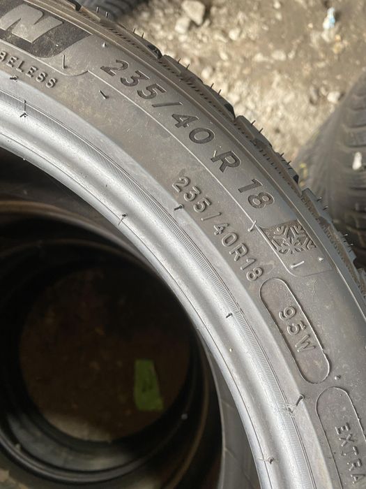 235 40 18 Michelin Pilot Alpin 5 80% Зима 2023 Гарантія
