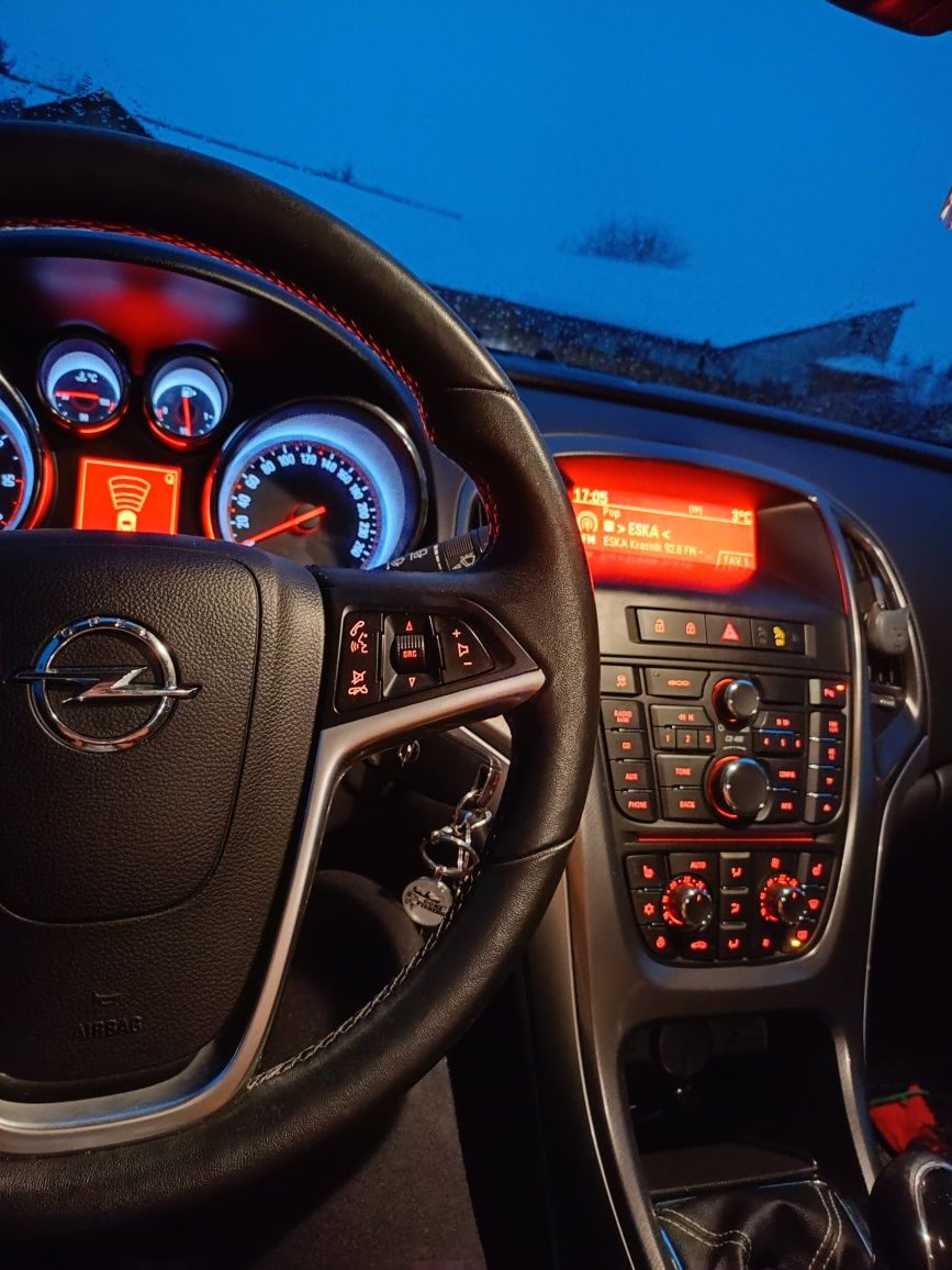 Sprzedam Opla Astra 1.7 diesel Z DOMU