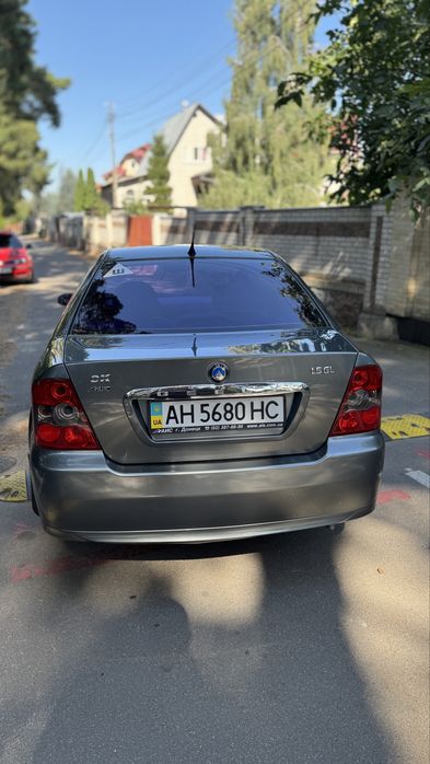 Джилі СК 2010 рік один власник стан нового авто
