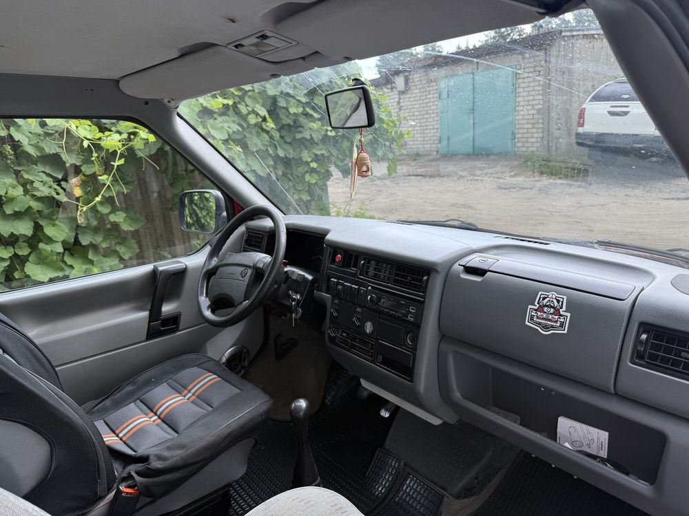 Volkswagen T4 1996р