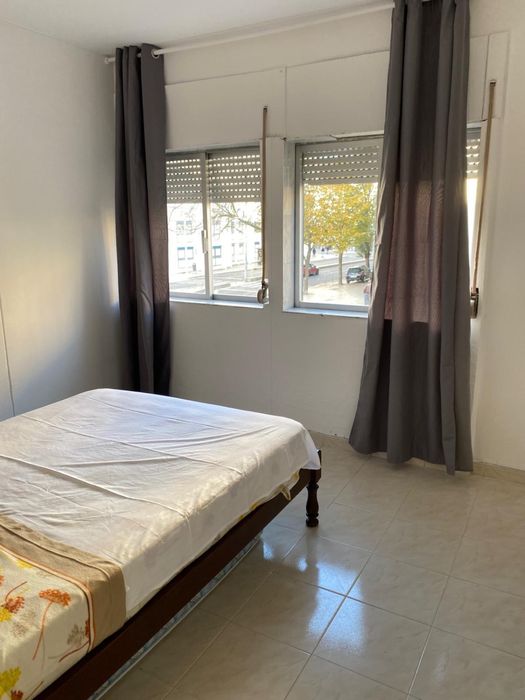 Quarto para arrendar em Zona Central de Setubal