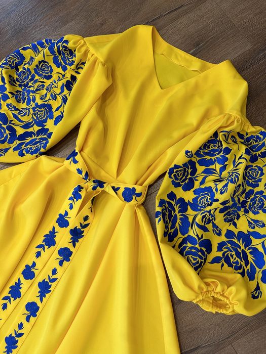 Вишита сукня жіноча вишиванка жіноча