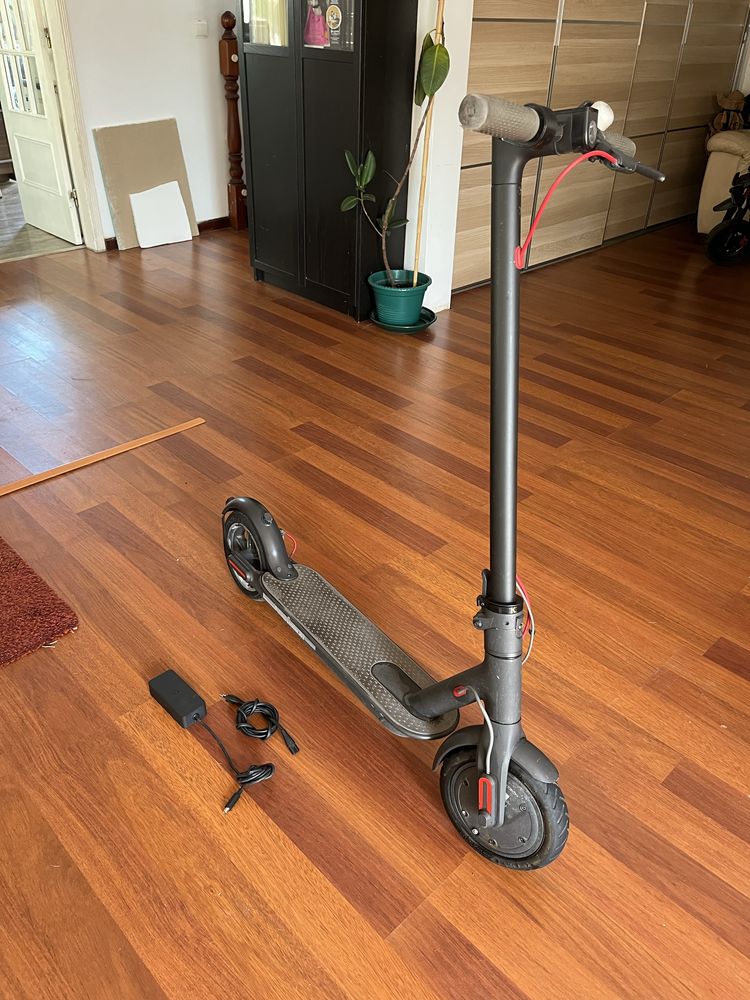 Trotinete Xiaomi M365 com carregador
