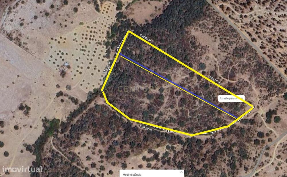 5 hectares  de terreno rústico com 2 cadernetas junto à aldeia dos Mar