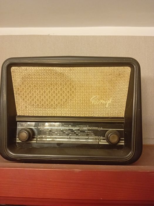 Radio Promyk stan wizualnie idealny.