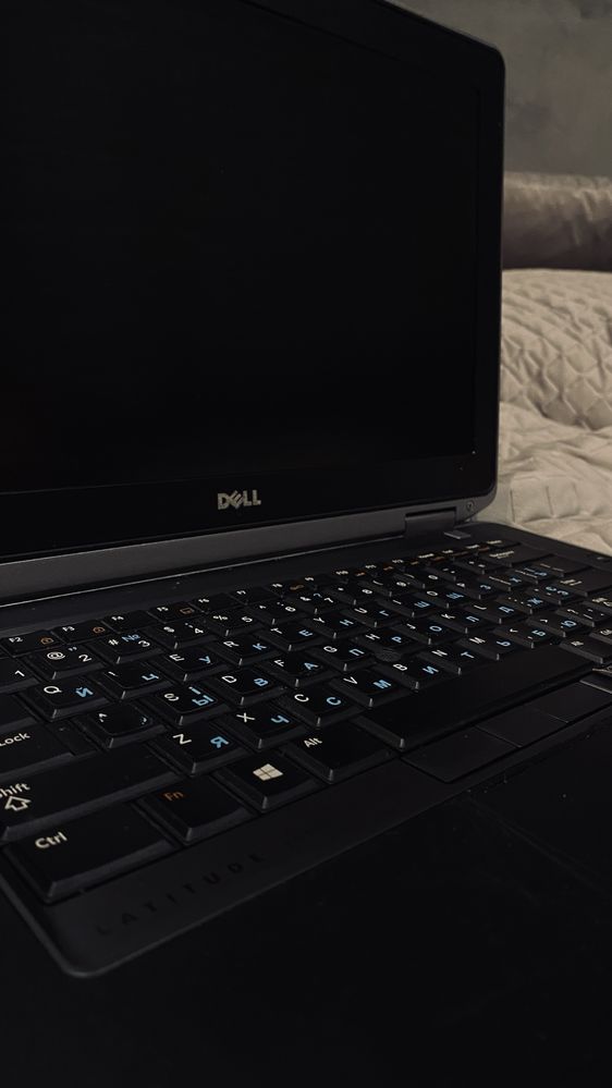 Ноутбук Dell latitude e6330 intel core i5 ОЗУ 8GB