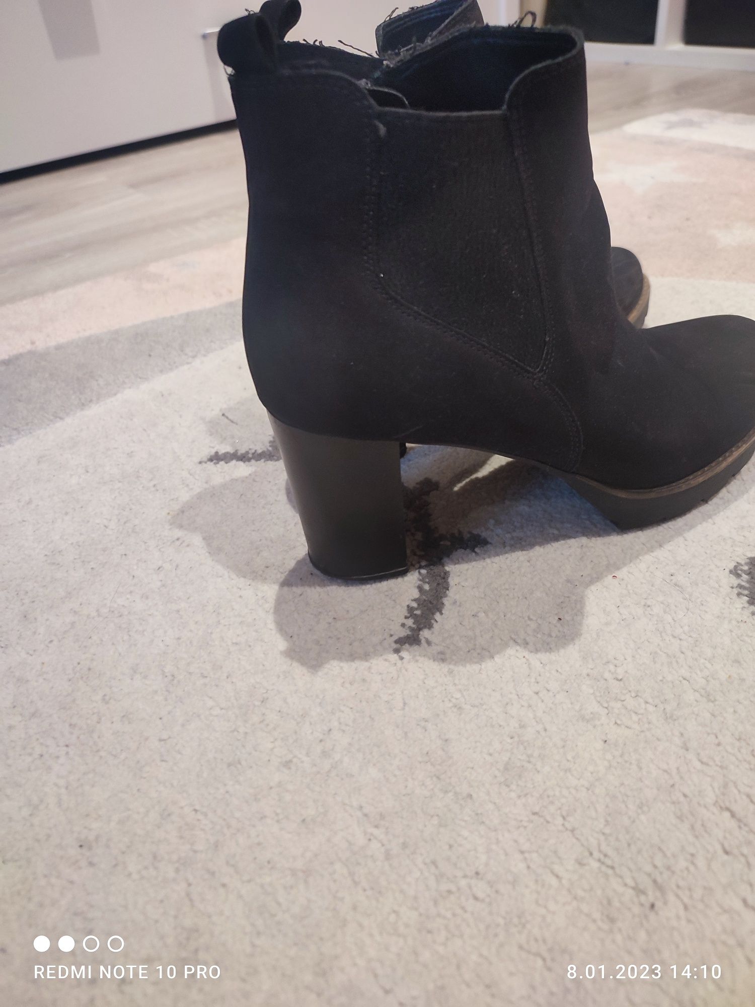 Buty botki na słupku traper koturn platforma greaceland Deichmann 40