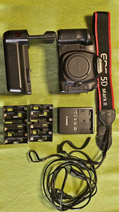 CANON EOS 5D Mark II Body + Grip + Karta CF 32 Przebieg 87927