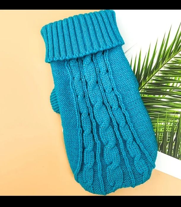 Sweter, sweterek, ubranko dla psa lub kota.