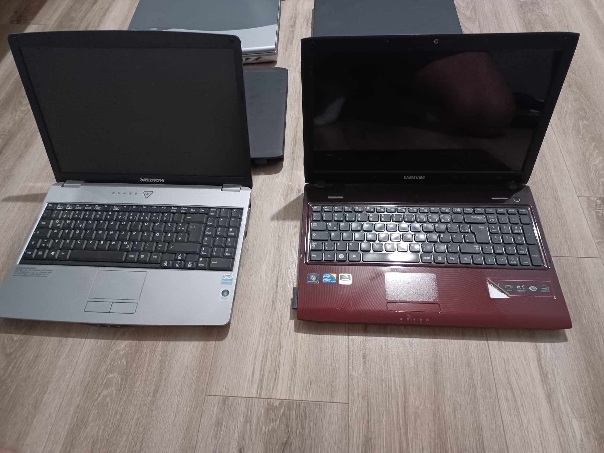 Laptopy Lenovo Samsung Medion