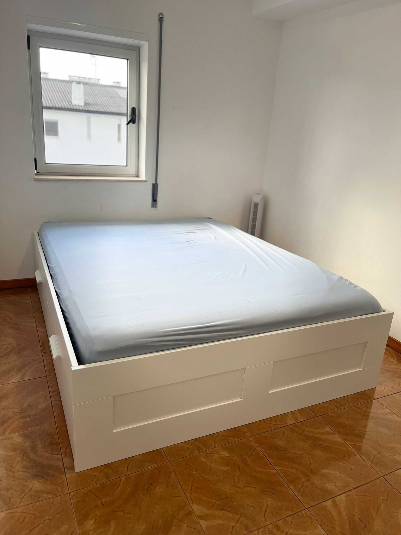 Cama de Casal 160x200cm