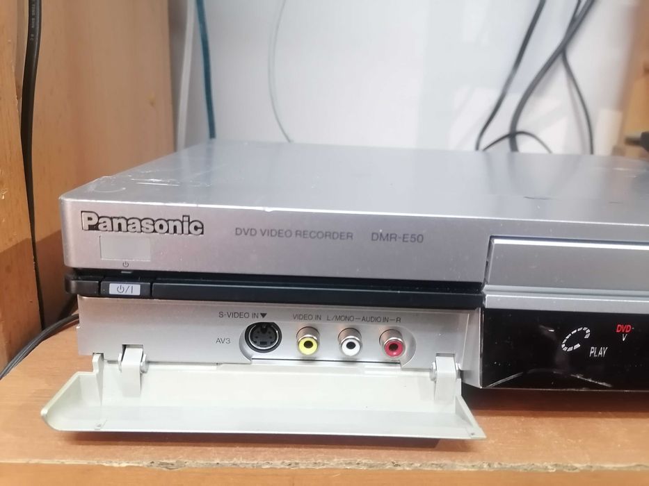 Nagrywarka Panasonic DMR-E50EG DVD Recorder Pilot