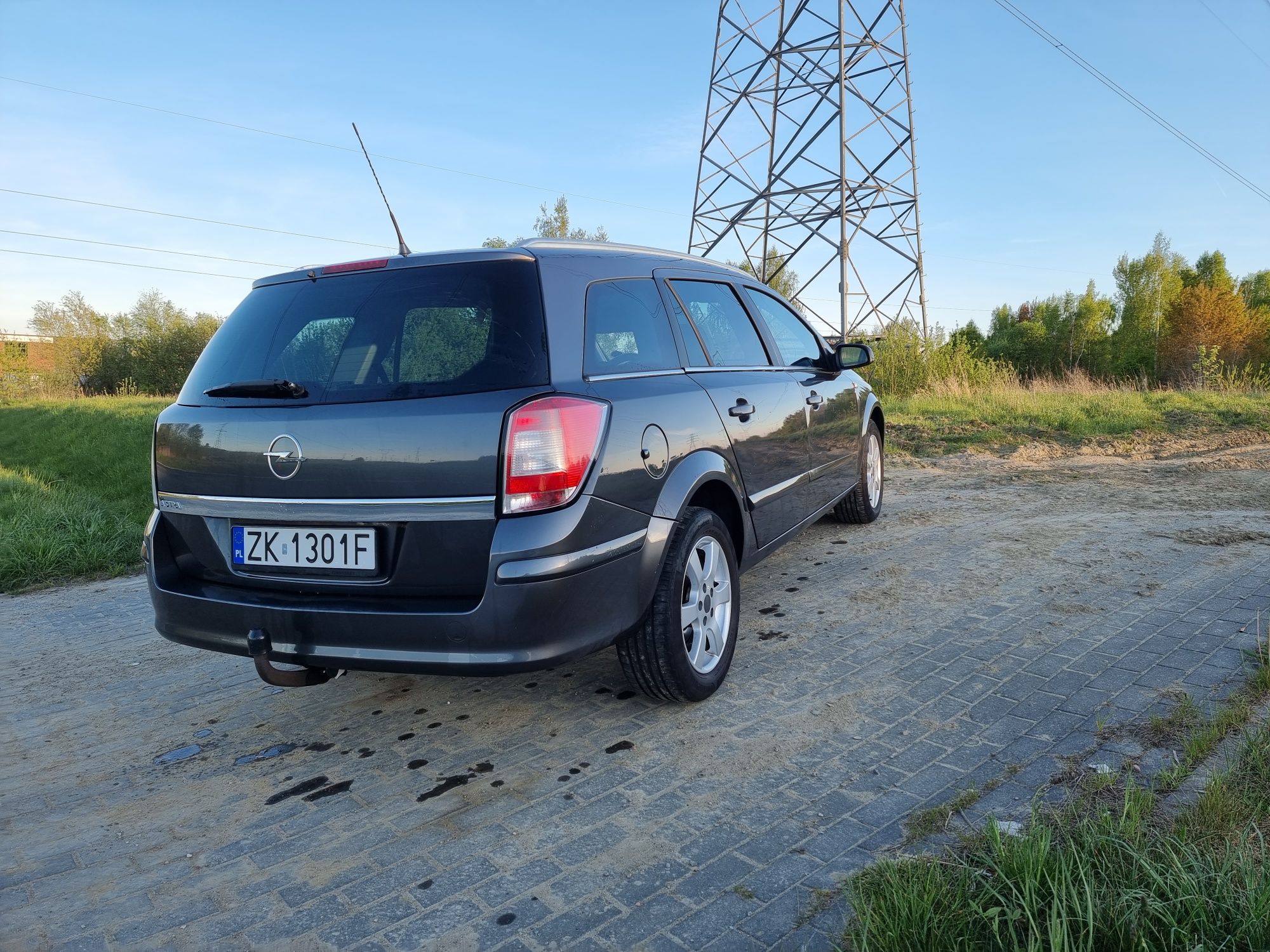 Opel Astra H 1.6b 116km 2008r