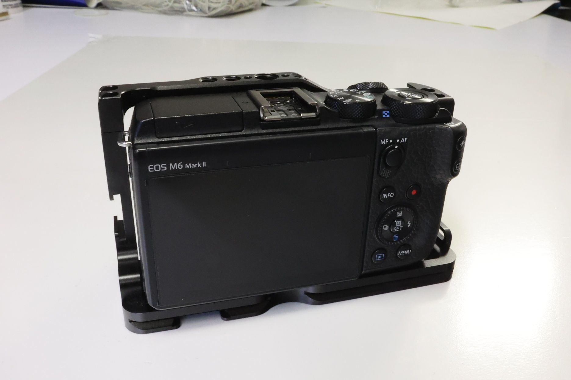 Canon M6 mark 2 super dodatki