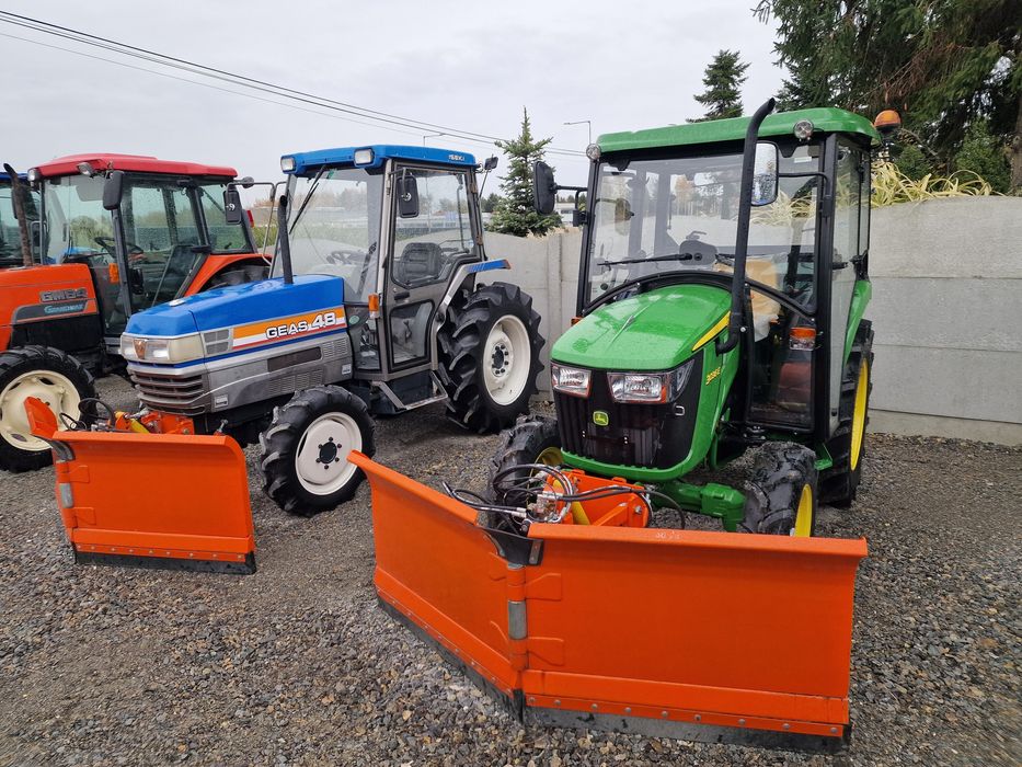 Traktory komunalne Yanmar Kubota  John Deere  Iseki Massey Ferguson