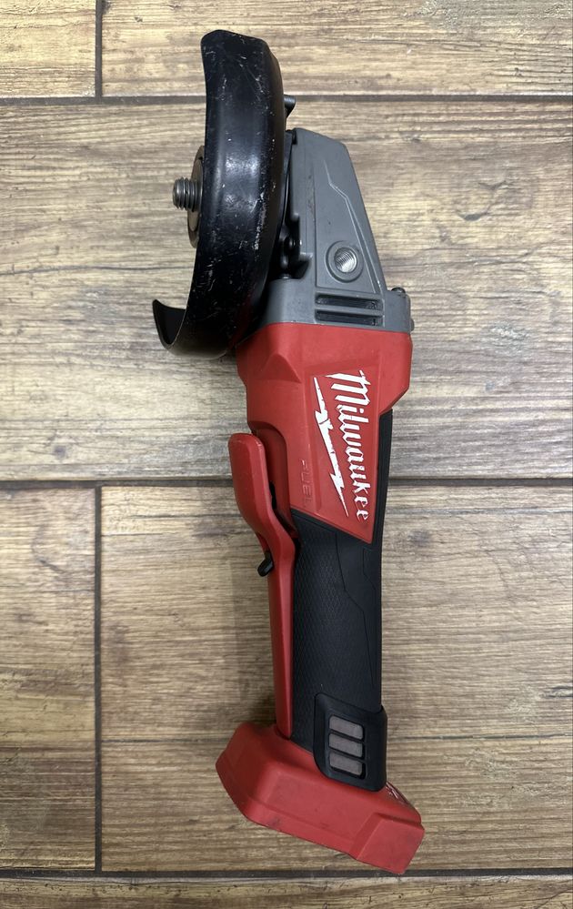 Szlifierka kątowa z hamulcem Milwaukee M18 CAG125XPDB | śr. 125 mm