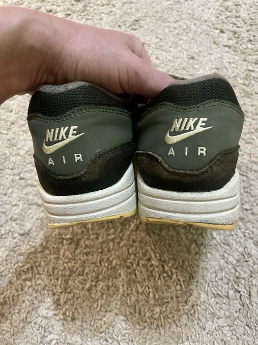 Кросівок Nike Air Max 1 кольору хакі