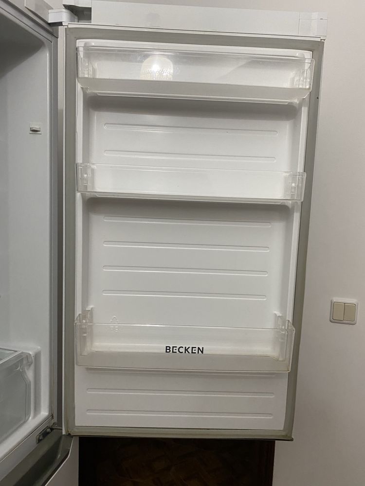 Frigorifico funcionavel usado