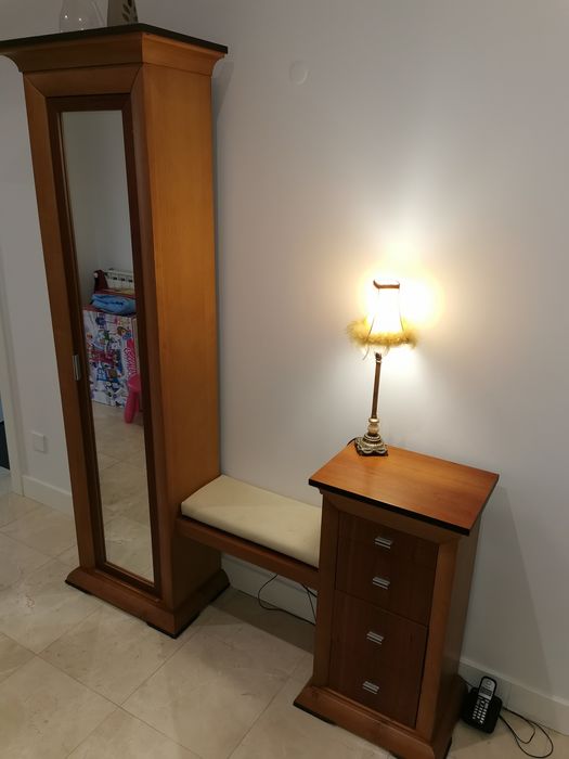 Móvel de entrada! Em cerejeira  madeira masissa