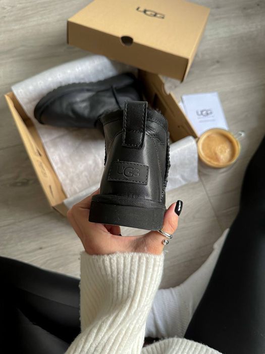 Угі Чоловічі UGG Ultra Mini Black (Шкіра) Size 45 Хіт Сезону