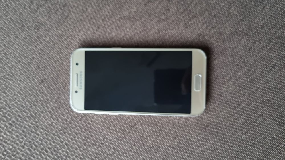 Samsung Galaxy A3 2017