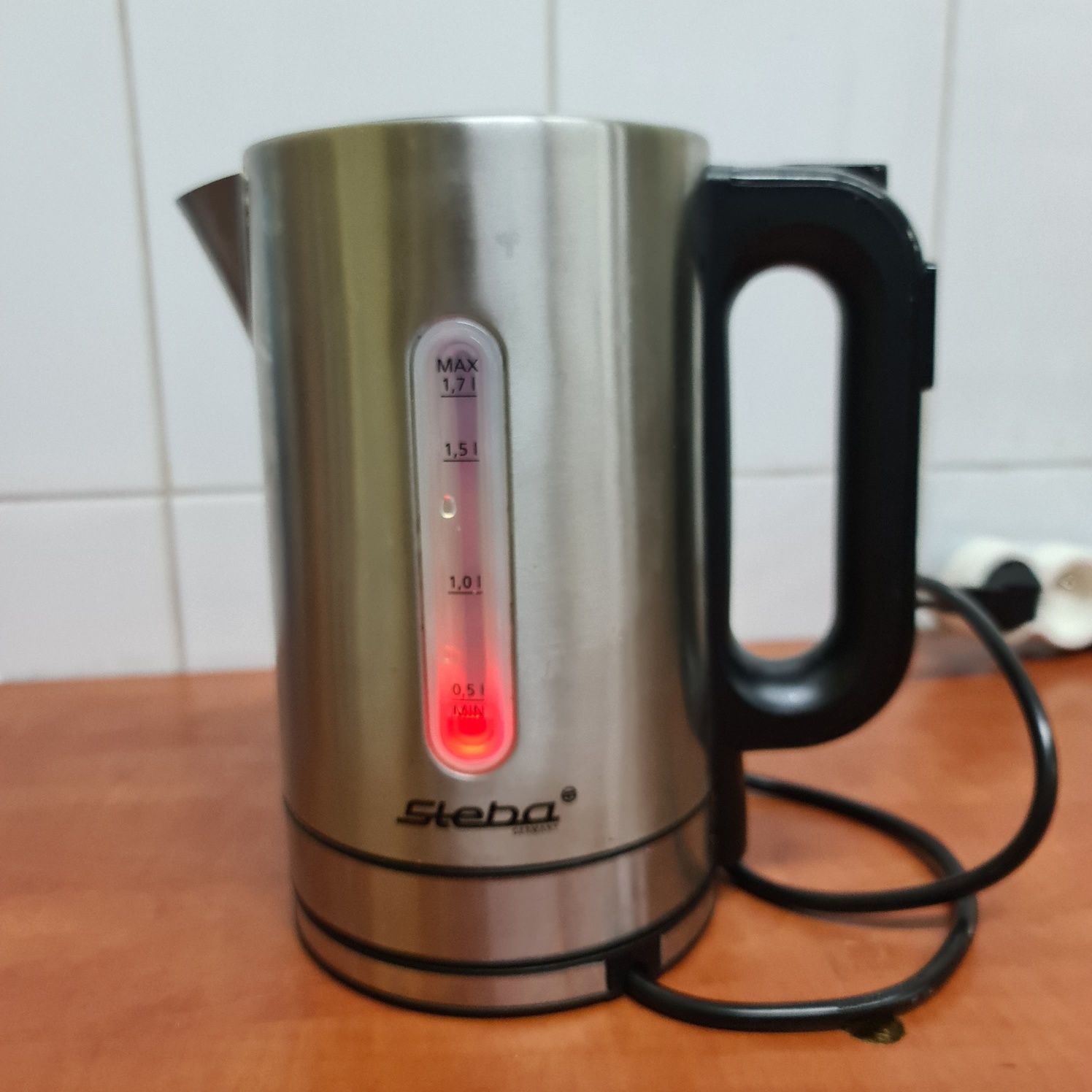 Czajnik elektryczny aluminiowy Steba 1,7 l odcienie szarości i srebra