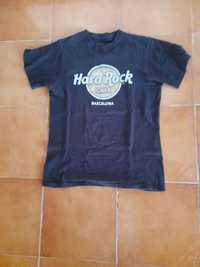 T-shirt Hard Rock Café Barcelona, Tam. S, com pouco uso, 15 euros.