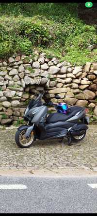 Yamaha X-max 125 Tech Max