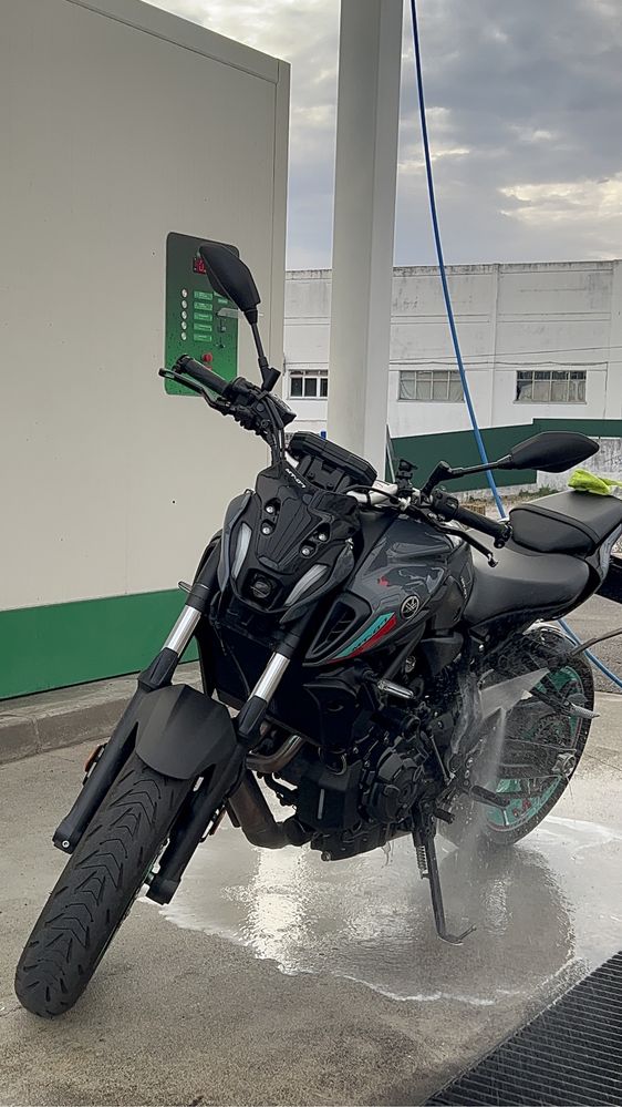 Yamaha MT07 como nova