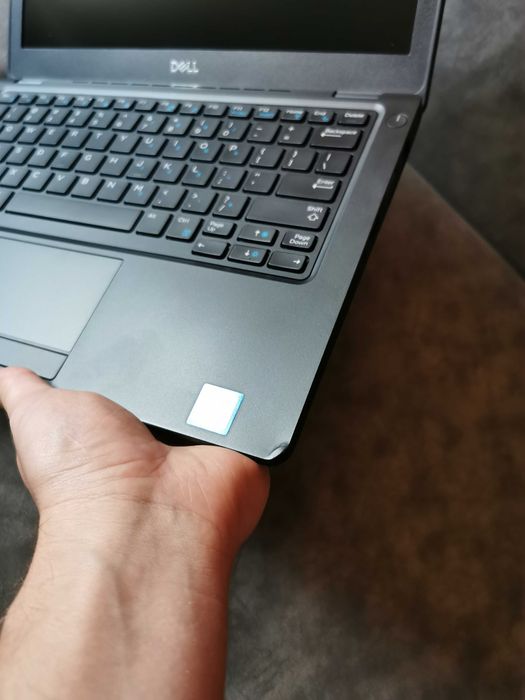 Ноутбук 12.5" Dell Latitude 5290 intel i5-8250u 8/256 gb SSD m2