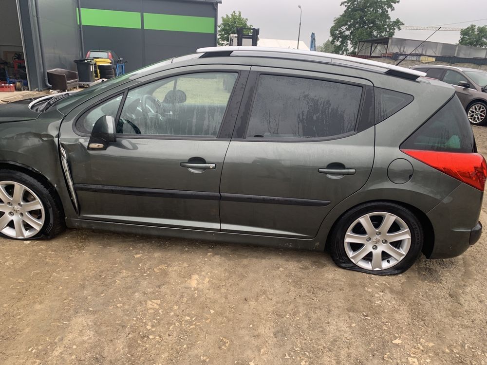Peugeot 207 kombi drzwi maska klapa deska konsola EZQ