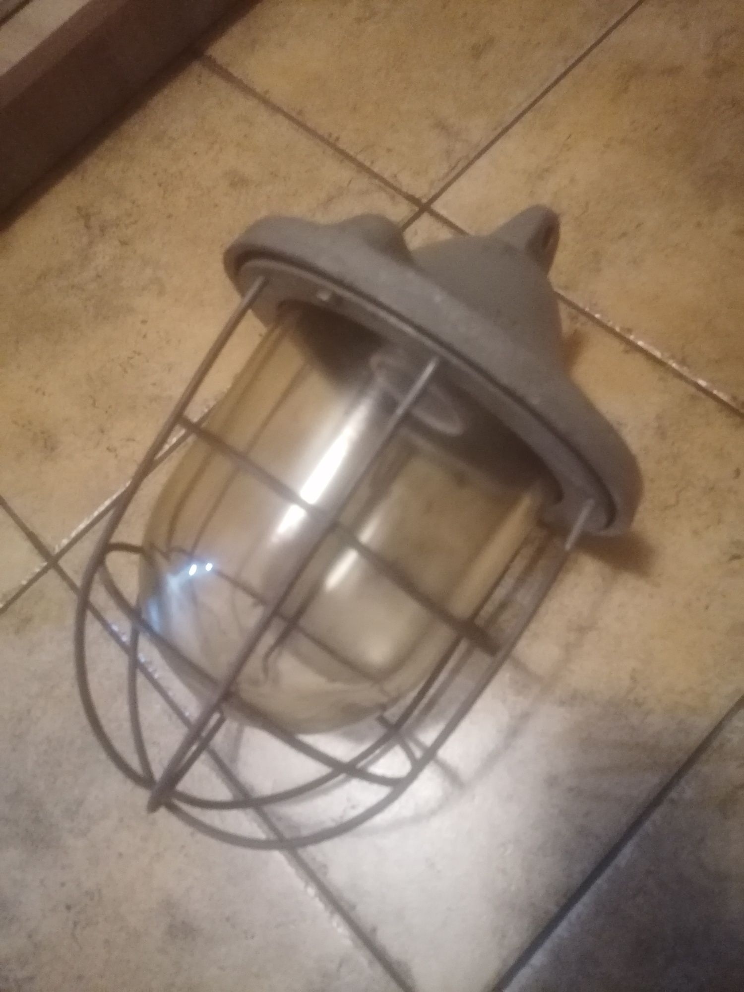 Lampy 2 sztuki antyki energetyczne