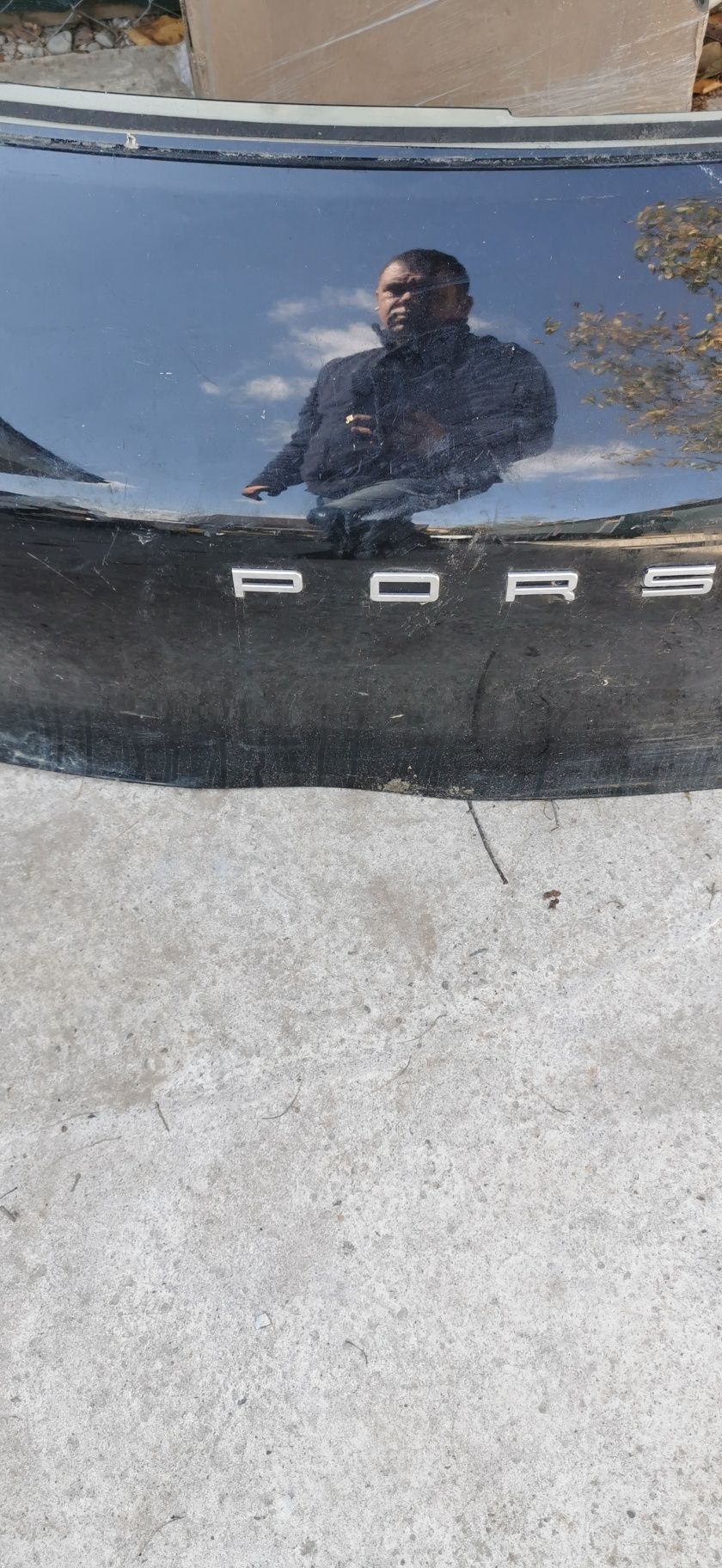 Porsche Macan задняя крышка ляда
