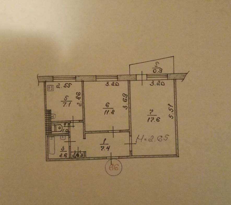 Продам 2 х-кім. Квартира  м-н Сонячний 39!