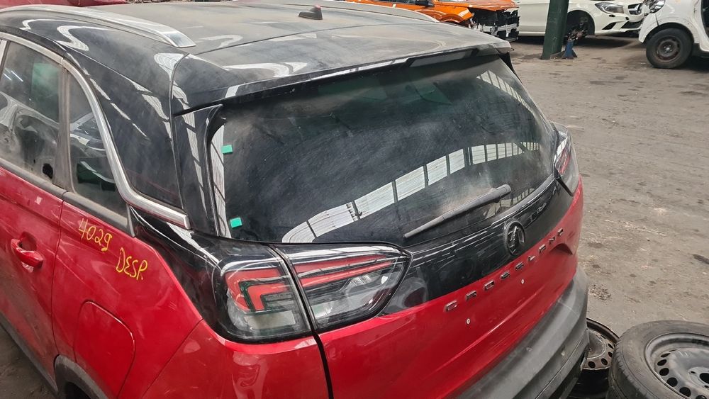 Porta / tampa da mala VAUXHALL Crossland X (75)