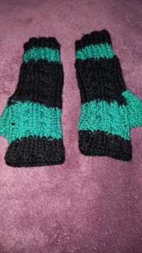Rękawiczki ręcznie wykonane na drutach