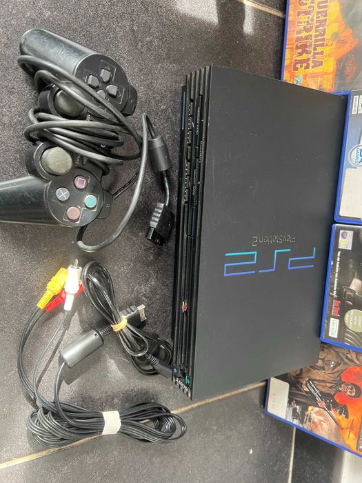 Konsola PS2 Model SCH-50004 + Pad + 4 Gry