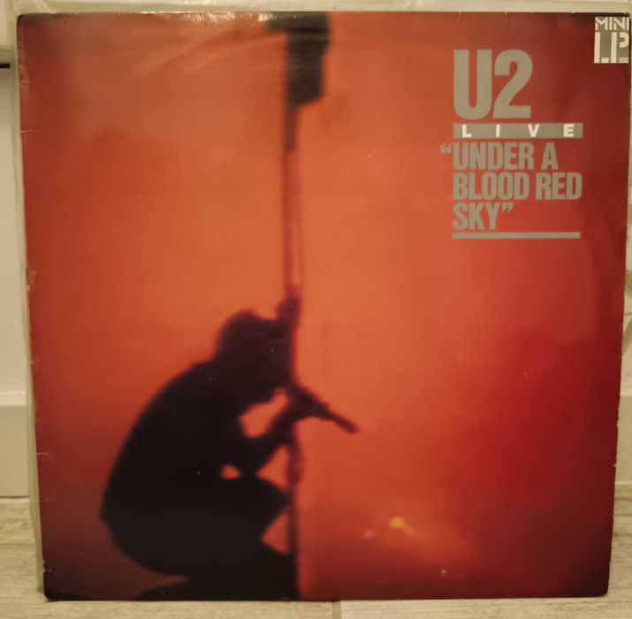 U2 live under a blood red sky vinil bom estado