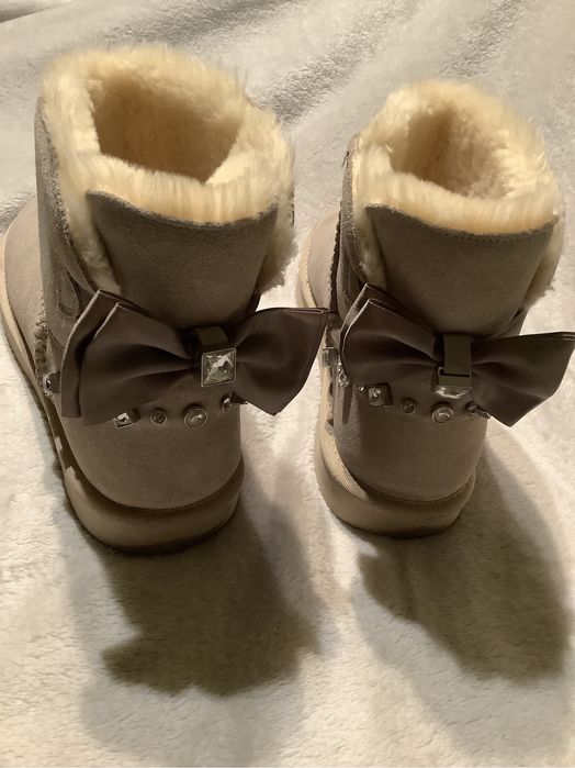 Nowe skórzane śniegowce ocieplane Lasocki 40