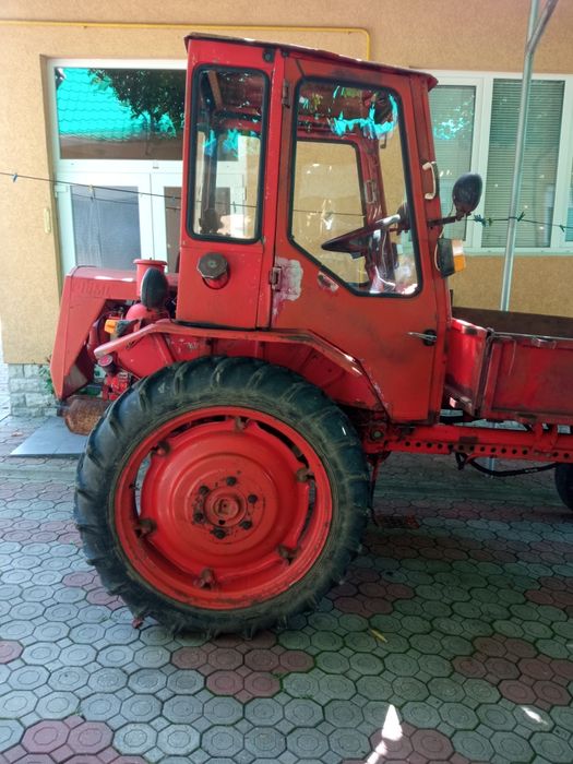 Трактор.     т.     16