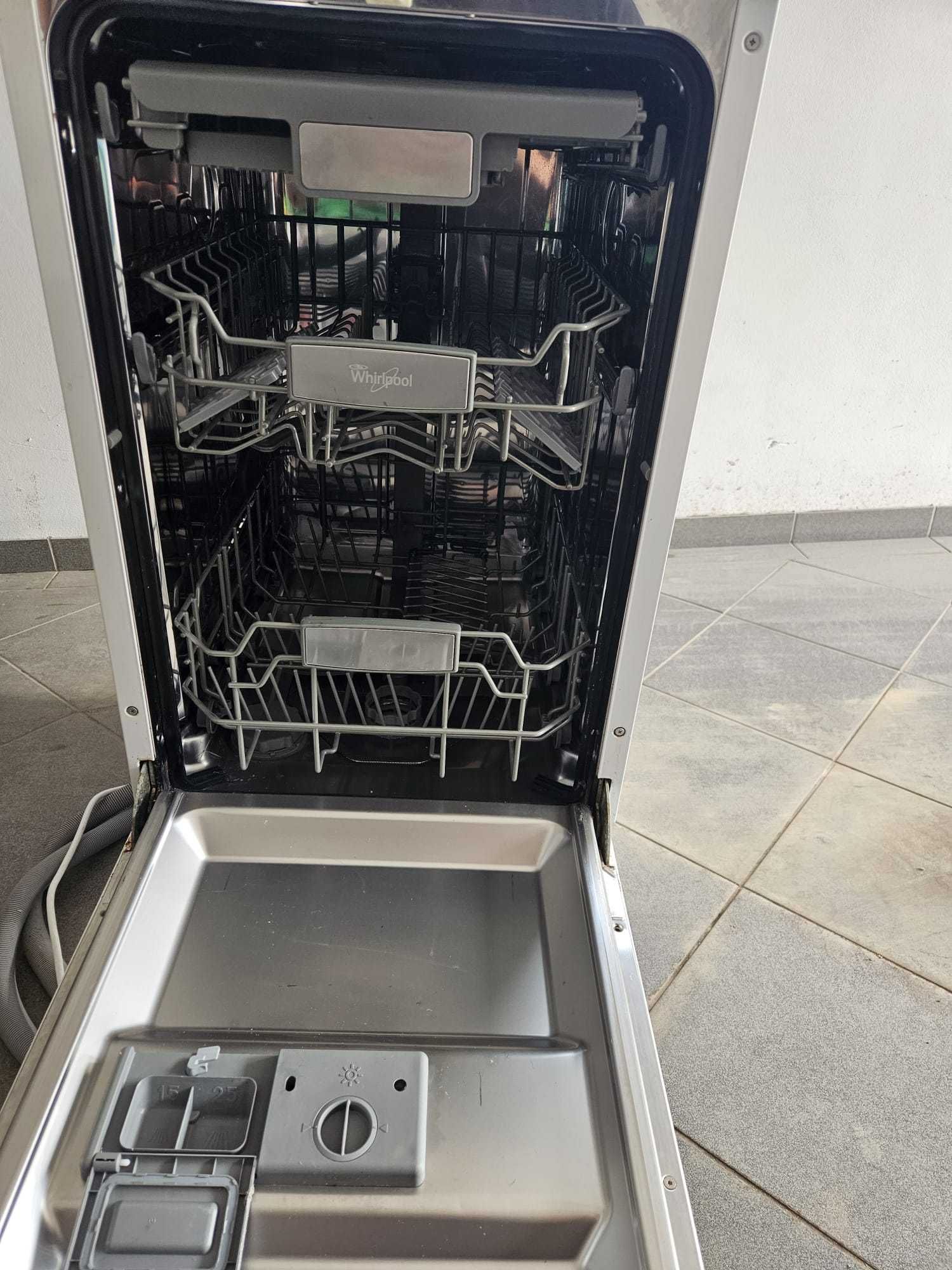 Zmywarka Whirlpool 45tka pod zabudowę, uszkodzona. Odbiór osobisty