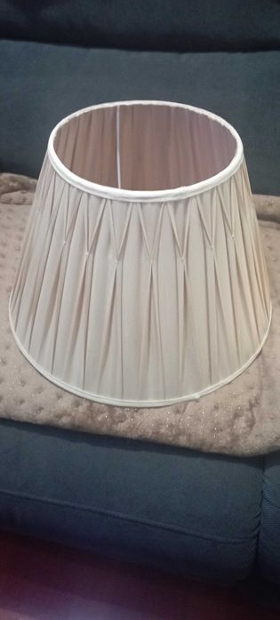 Abat jours em Seda novos de boa qualidade