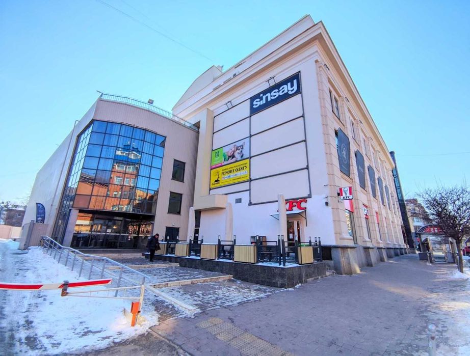 Вільна! Елітний Центр. Біля ЦУМу. Сталінка. Високі Стелі. Автономка.