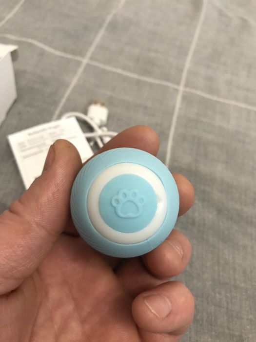 Продам нову інтерактивну іграшку для котив. Шарік