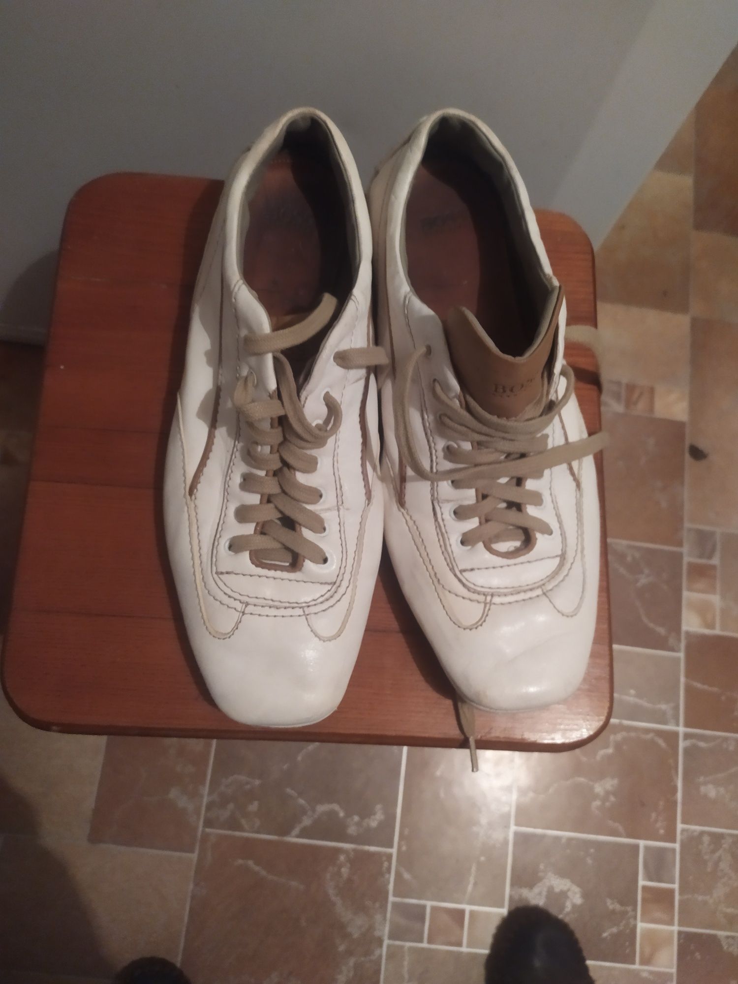 Продам туфли , мокасины hugo boss 43  hugo boss