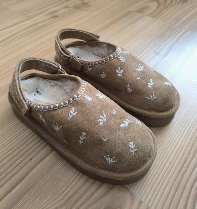 Socas de pelo bordados