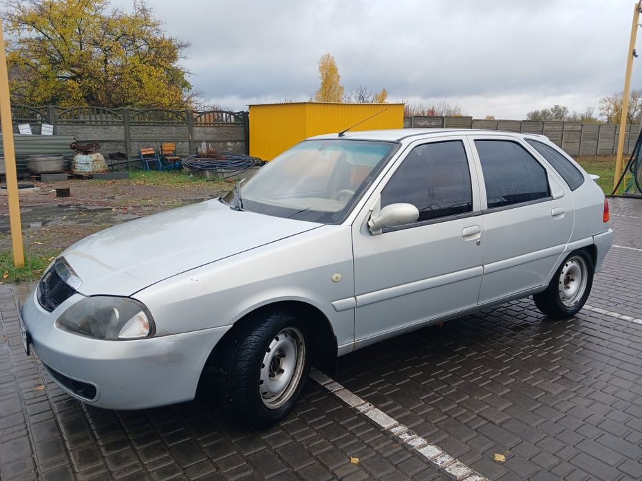 Продам SMA 2006 год 1,3 бензин,Кондер 100 т пробег