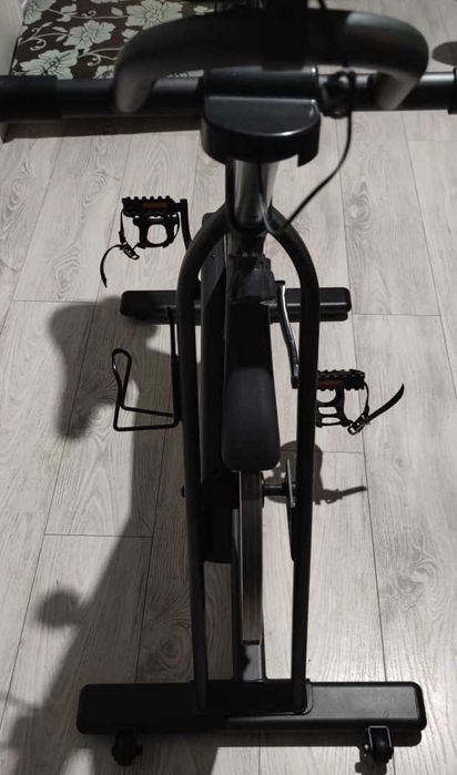 Profesjonalny rower spinningowy magnetyczny Ovicx XCycle Q100