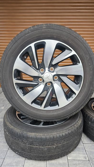 Zadbane Alufelgi Mitsubishi ASX 215/60/17 Lato 7mm Dot4724