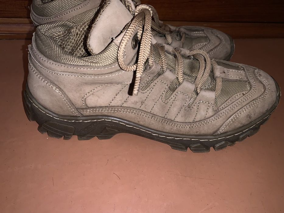 Трекинговые ботинки кроссовки кожаные